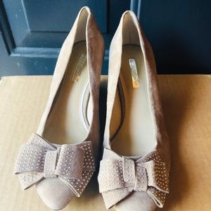 COPY - BCBG bow tan suede wedges